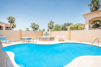 Texas Inn And Suites Citycenter At Utrgv Edinburg Exterior foto